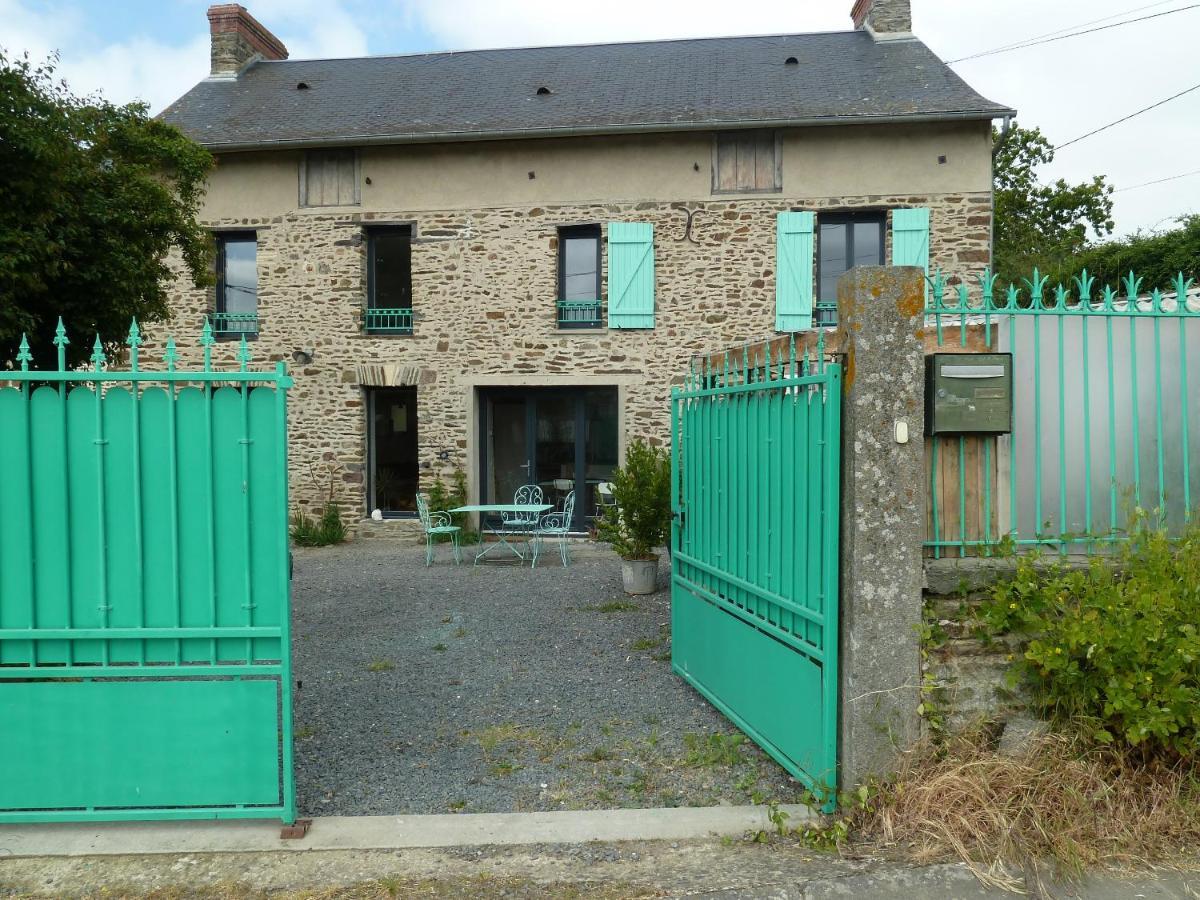 Villa L' Albizia à Saint-Martin-de-Sallen Extérieur photo